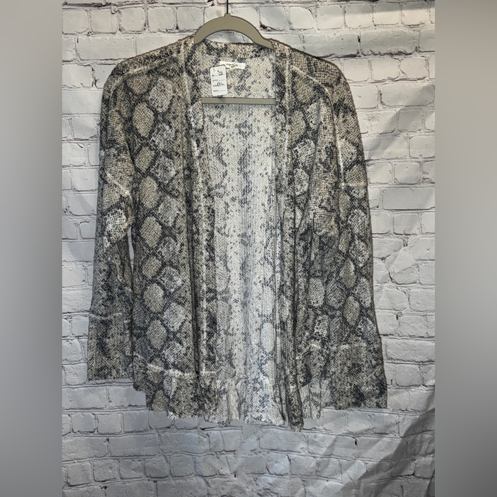 Maurices Black and Gray Snakeskin Cardigan